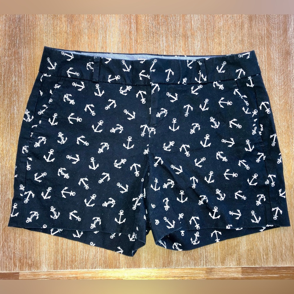 2/$10 Bannana Republic 4p Anchor shorts